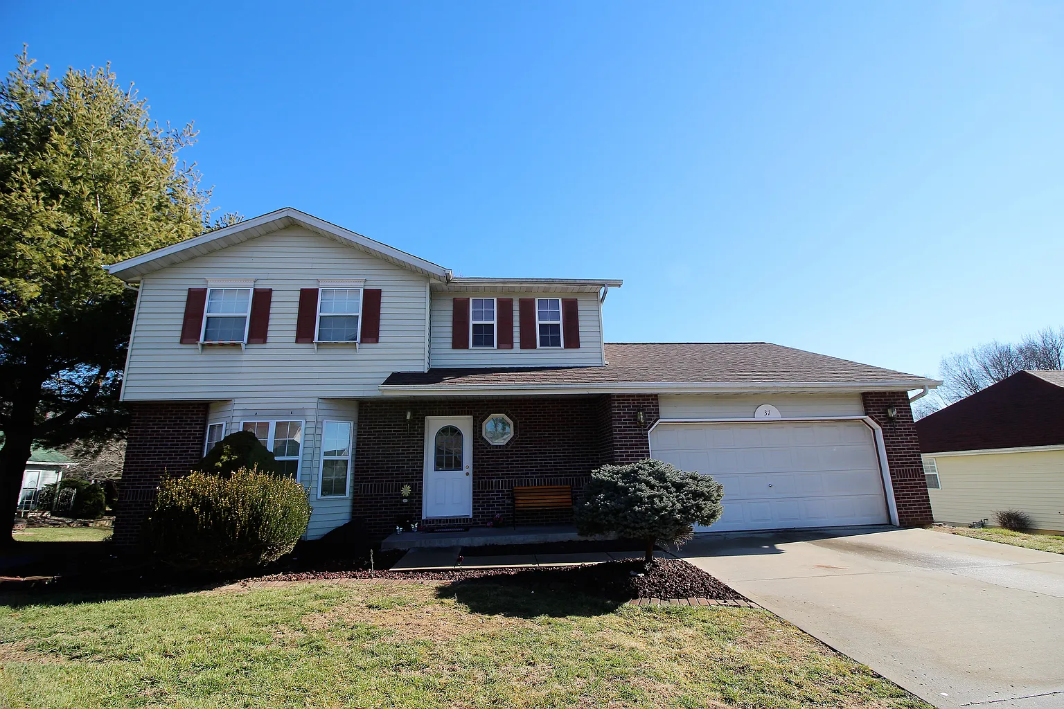 37 Cobblestone Ln photo 1