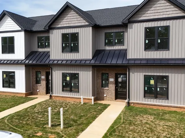 110 Luke Ct, Rustburg, VA 24588