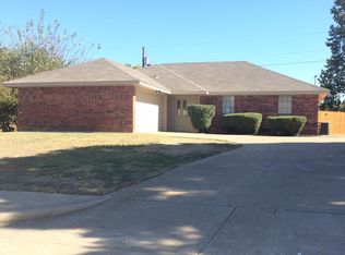 691 Dandelion Dr, Cedar Hill, TX 75104