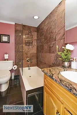 Rented by NextStopNY | media 6