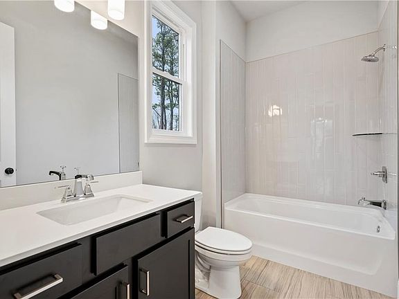 7th image of this home