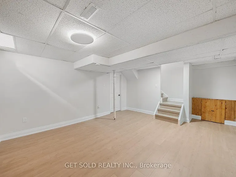 232 Kozlov St — Photo 29
