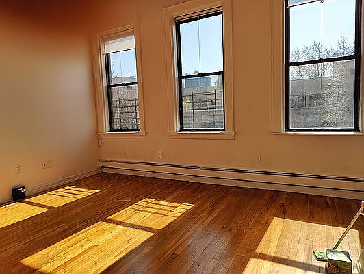 1st image of 279 Greene Ave APT 4