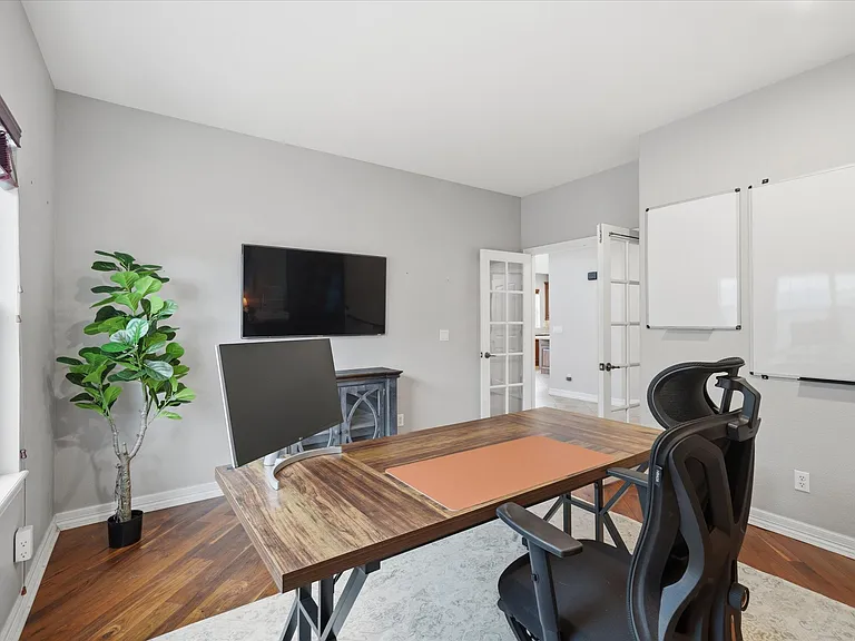 2212 Ridgetrail Dr — Photo 35