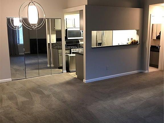 2nd image of 25 Little Oak Ln #25