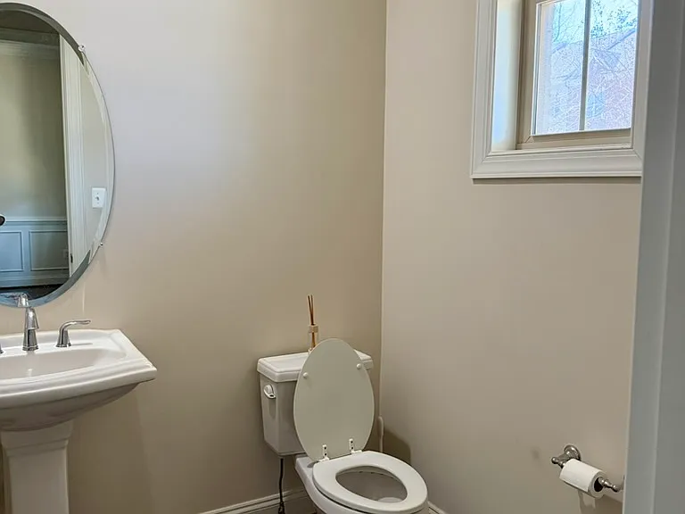 22237 Fulmer Ave — Photo 4