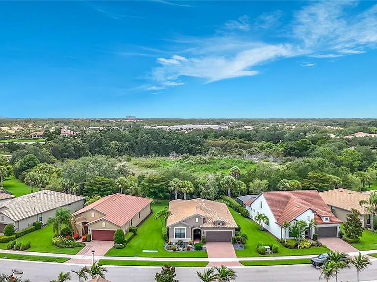 11230 Sandhill Preserve Dr — Photo 47