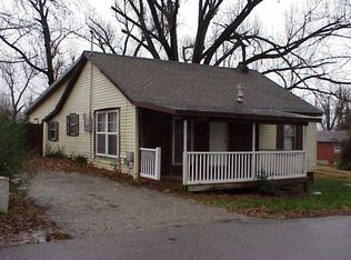 218 Dozier St, Madisonville, KY 42431