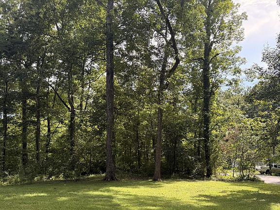 2nd image of 5704 Rockhaven Rd