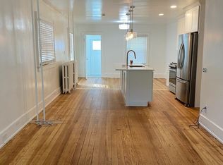 750 Crescent St NE, Grand Rapids, MI 49503