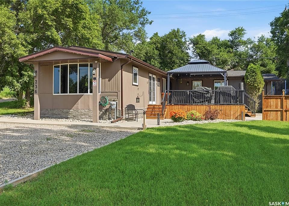 1st image of 236 OSBORNE AVENUE
