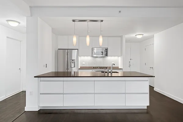 Rented by Douglas Elliman | media 14