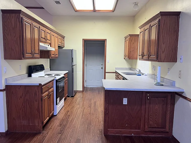 9304 Saguaro St NW — Photo 3