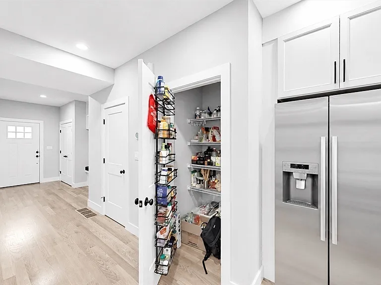 187 Linwood Ave #1 — Photo 5
