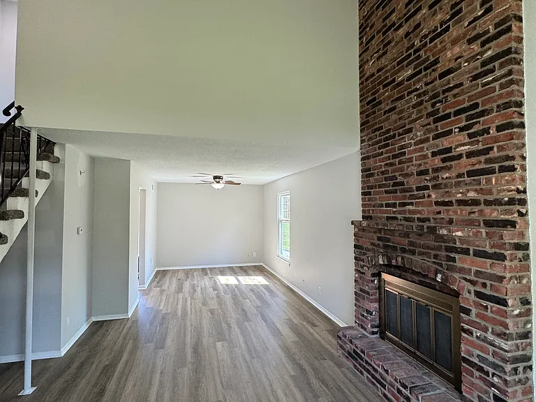 10180 Haskins St #2 — Photo 12
