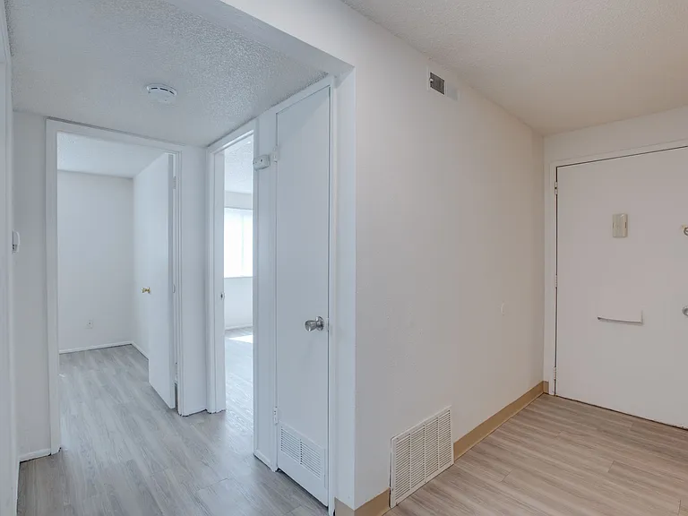 VILLAGE VICTORIAN APARTMENTS - YOUR HOME IS HERE! - UP TO 4 WEEKS FREE! — Photo 10