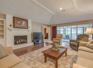 32 Cherry Hill Dr, Conroe, TX 77304
