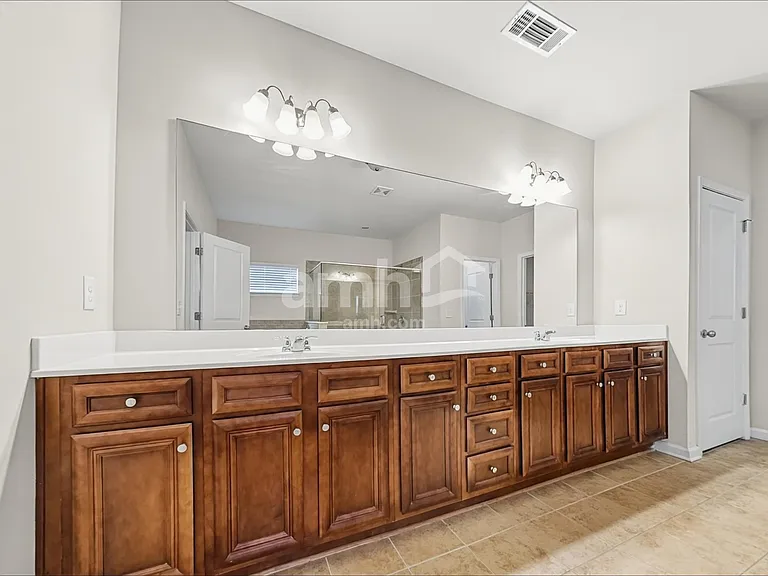 307 Victoria Heights Dr — Photo 12
