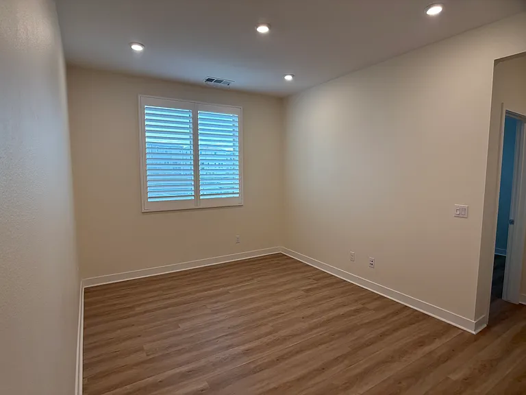 445 Hazel Dr — Photo 14