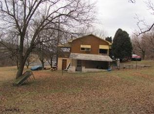 11086 Raystown Rd, Saxton, PA 16678