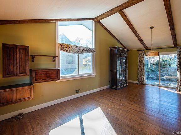 4th image of 83 Edgepark Road