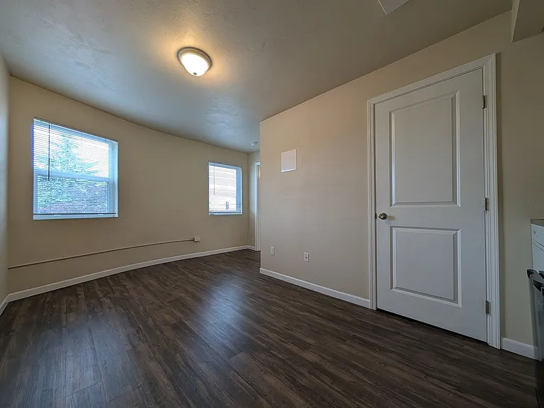 307 Main St #1 — Photo 3