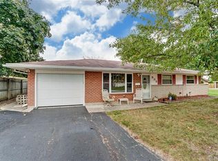 905 Hile Ln, Englewood, OH