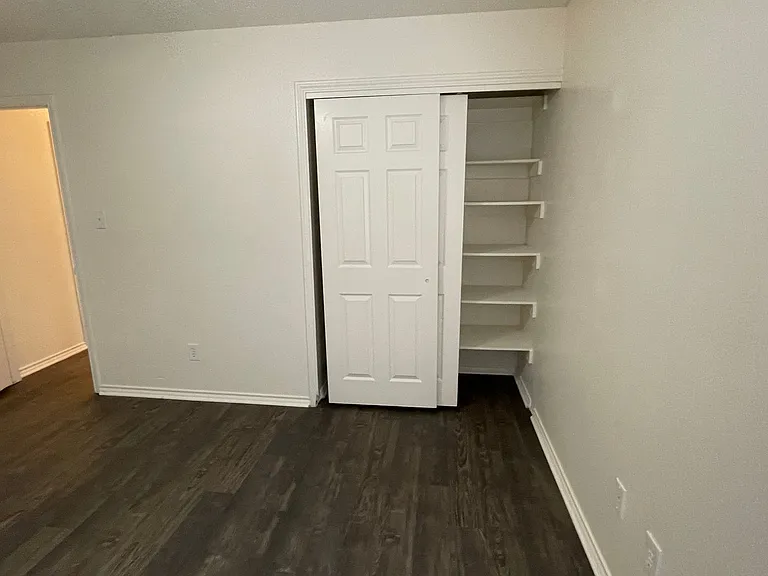 202 Chamblin Dr — Photo 22
