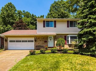 429 Windsor Dr, Elyria, OH