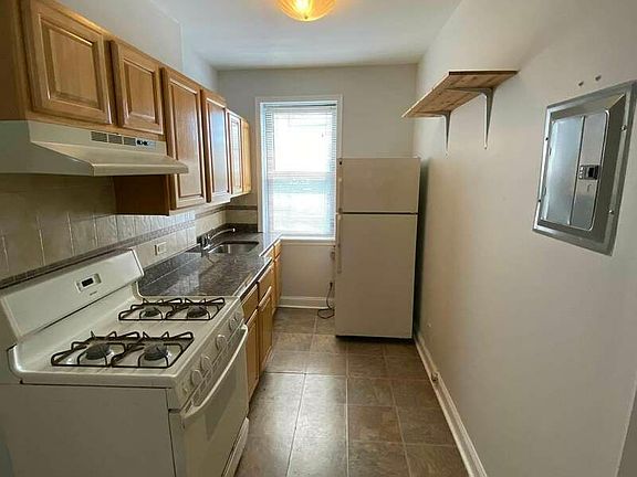 2nd image of 547 Court St #2F