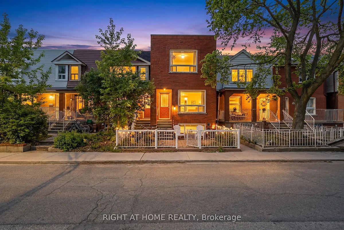 Building Photo - 490 Brock Ave #4