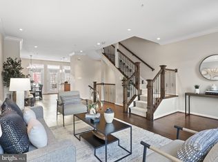 12141 Chancery Station Cir, Reston, VA 20190