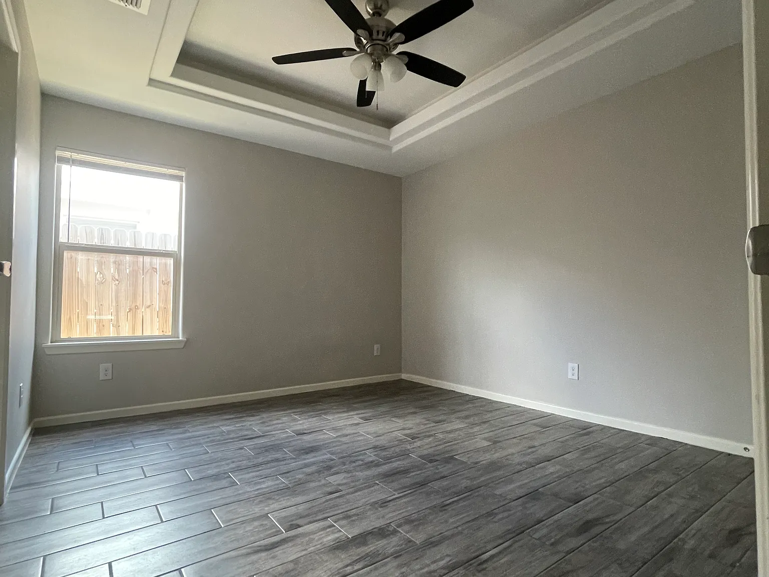 3 bed, 1087 sqft, $1,150 — Photo 3