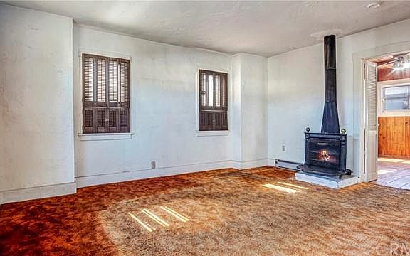 4th image of 325 Eliot Ln