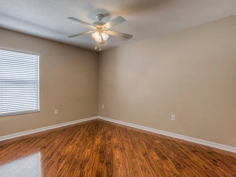 12116 Tree Haven Ave — Photo 13