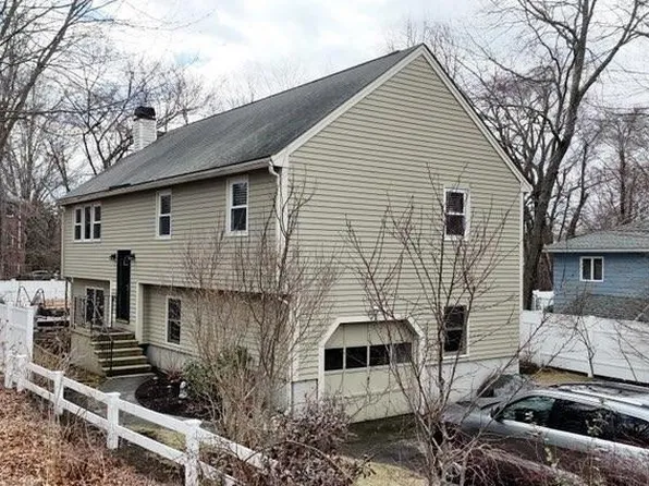 12 Autran Ave, North Andover, MA 01845