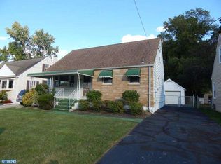 38 Deerwood Dr, Hamilton, NJ 08619