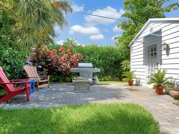 214 33rd St, West Palm Beach, FL 33407