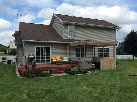 2nd image of 49505 Meadow Oak Trl