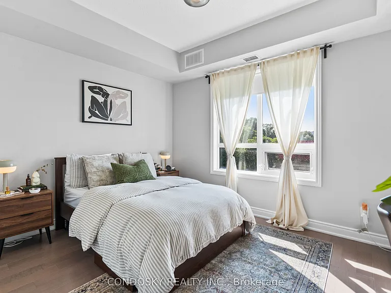 3170 Erin Mills Pkwy #311 — Photo 16