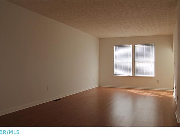 5th image of 6208 Pritchard Dr
