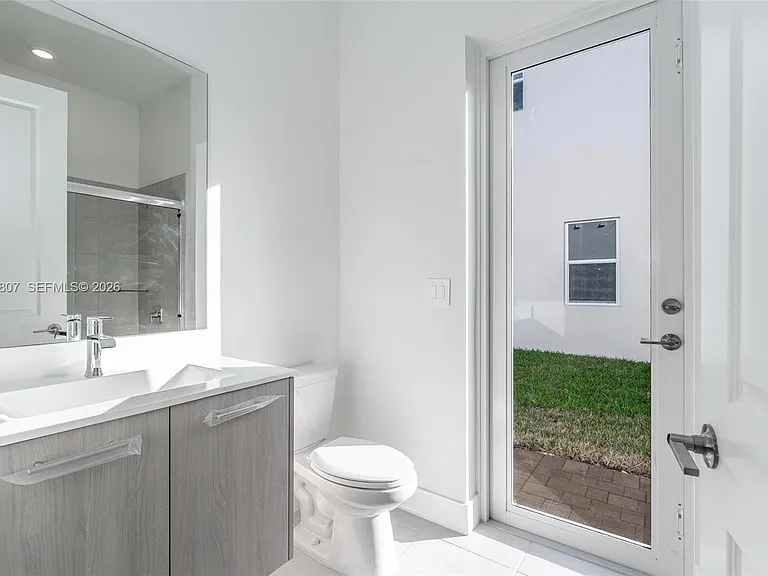 12259 SW 43rd St — Photo 15
