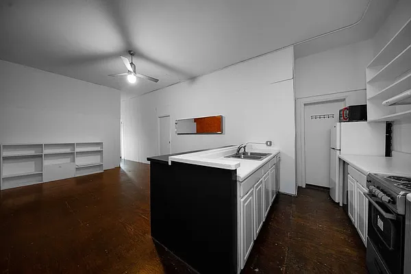 Rented by REAL New York | media 16