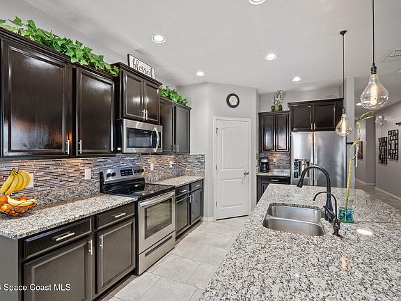 5th image of 1941 Partin Terrace Rd