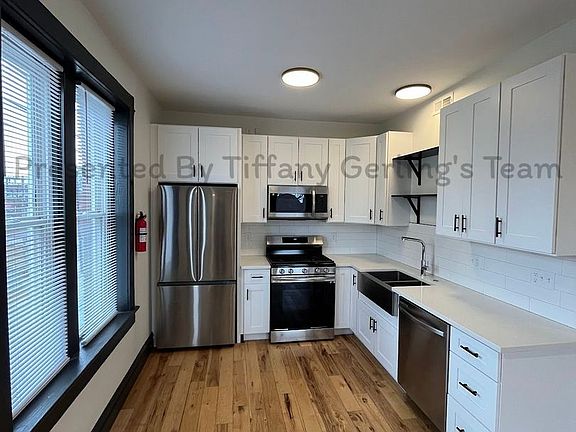 5th image of 3457-3459 California Ave #3459-3F