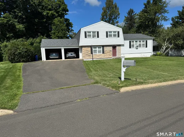 5 Rolling Lane, Norwalk, CT 06851