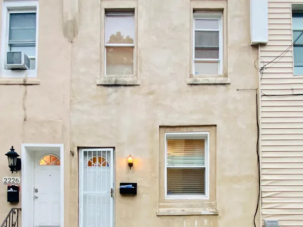 2228 N Sydenham St, Philadelphia, PA 19132