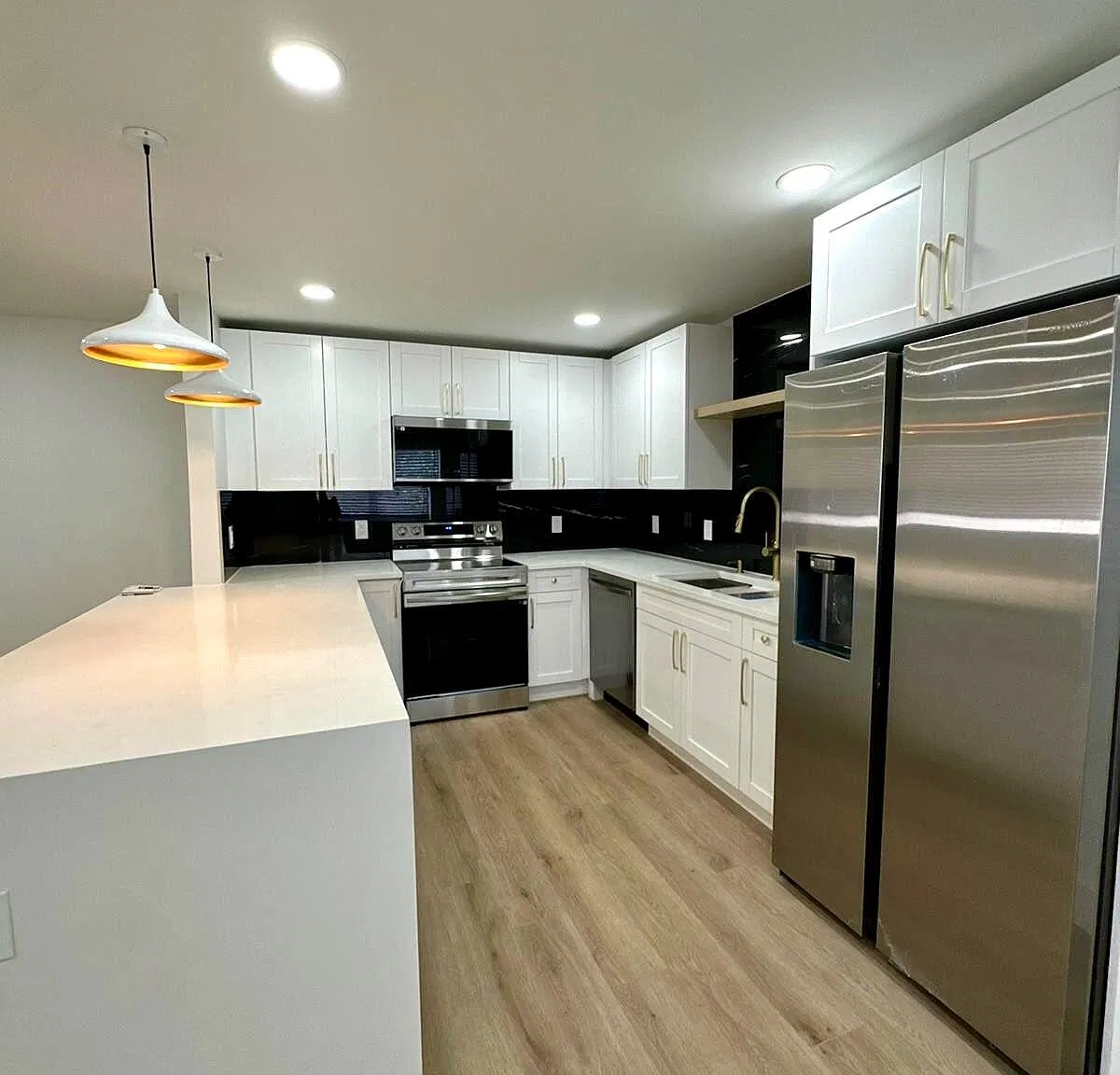 1 bed, 1.5 bath, 720 sqft, $1,795 — Photo 4