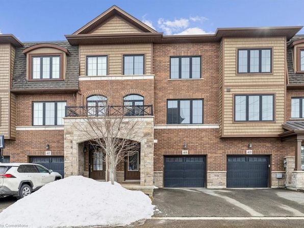 445 Ontario St S #48, Milton, ON L9T 9K2