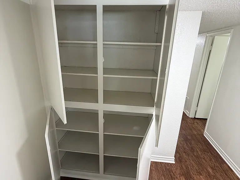 Rancho Vista Apartments — Photo 19